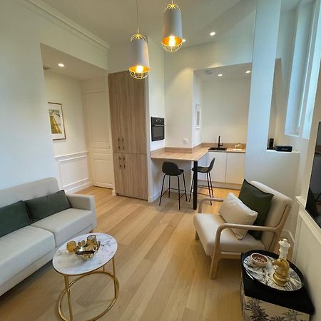 Appartements De Charme Du General Leclerc - Place D'Erlon - Hypercentre - Gare - Reims Eksteriør bilde