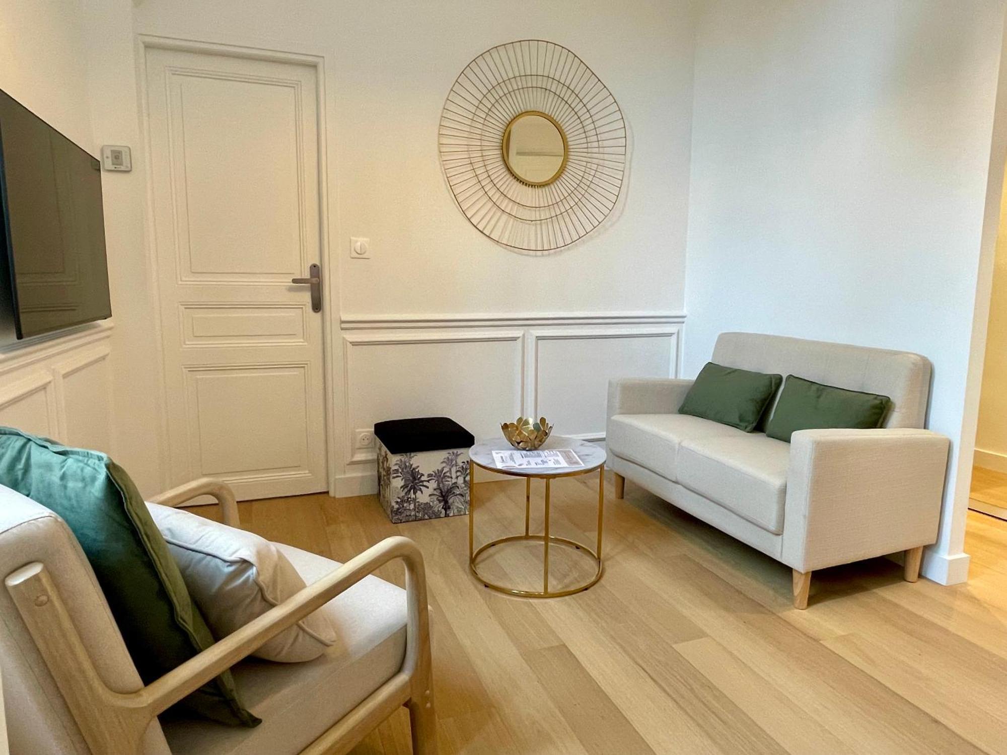 Appartements De Charme Du General Leclerc - Place D'Erlon - Hypercentre - Gare - Reims Eksteriør bilde