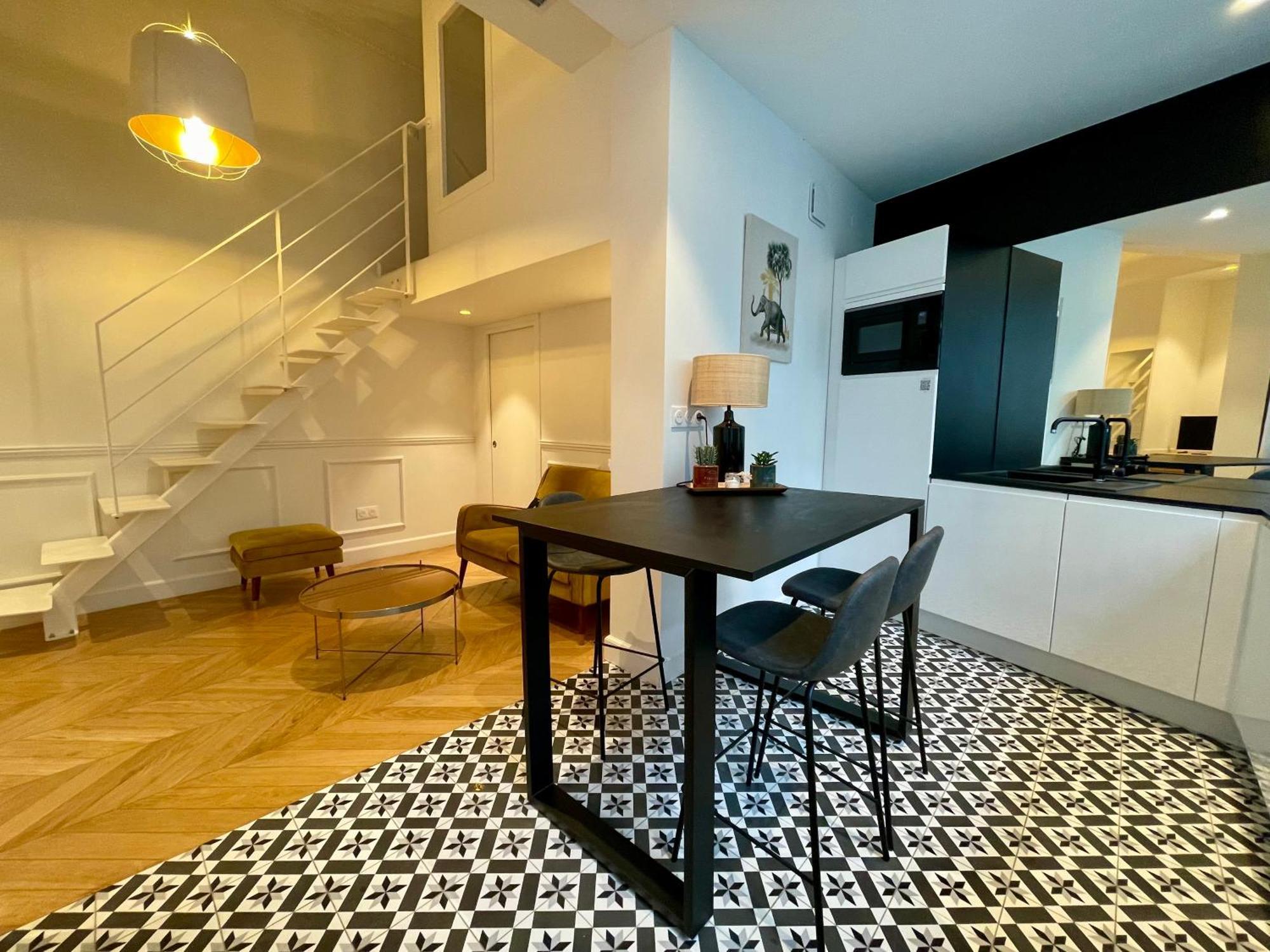 Appartements De Charme Du General Leclerc - Place D'Erlon - Hypercentre - Gare - Reims Eksteriør bilde