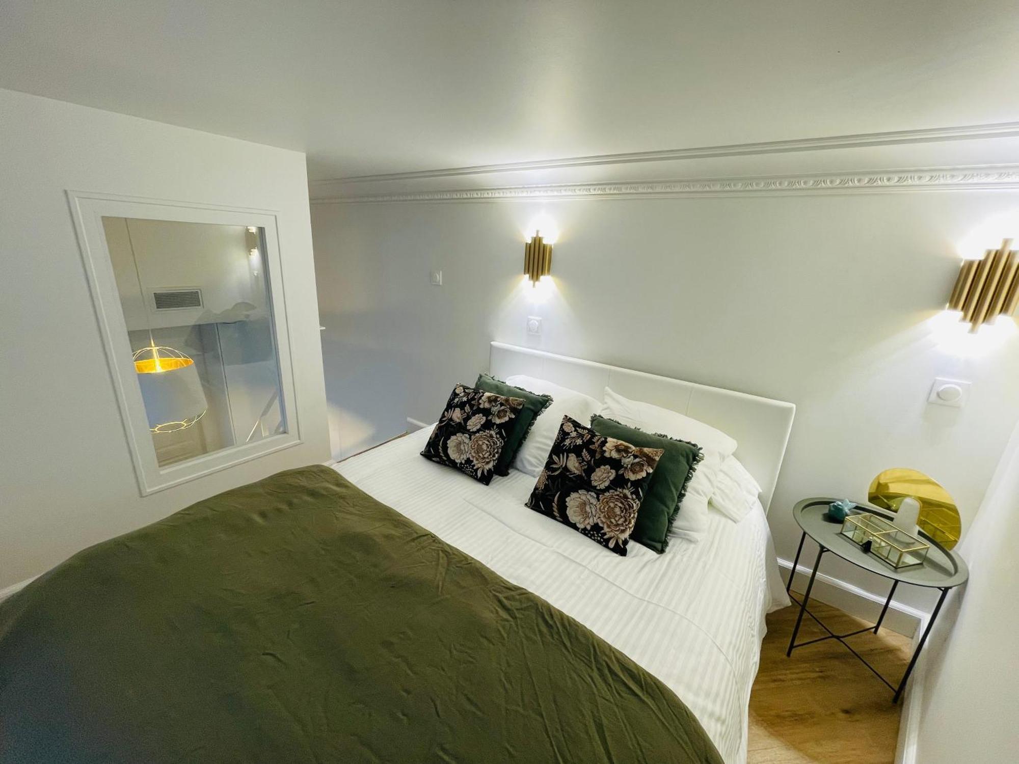 Appartements De Charme Du General Leclerc - Place D'Erlon - Hypercentre - Gare - Reims Eksteriør bilde